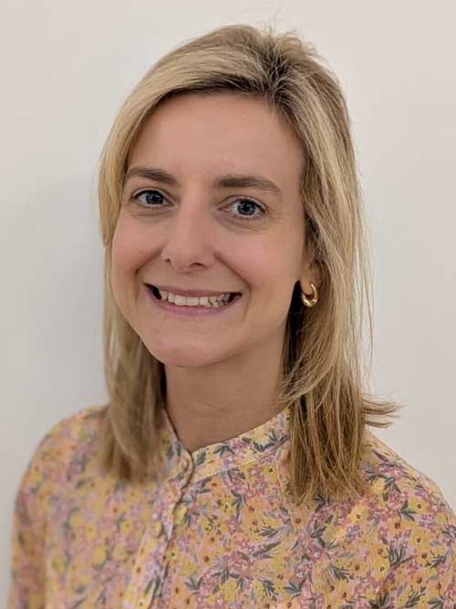 Dr Annabel Freeborough